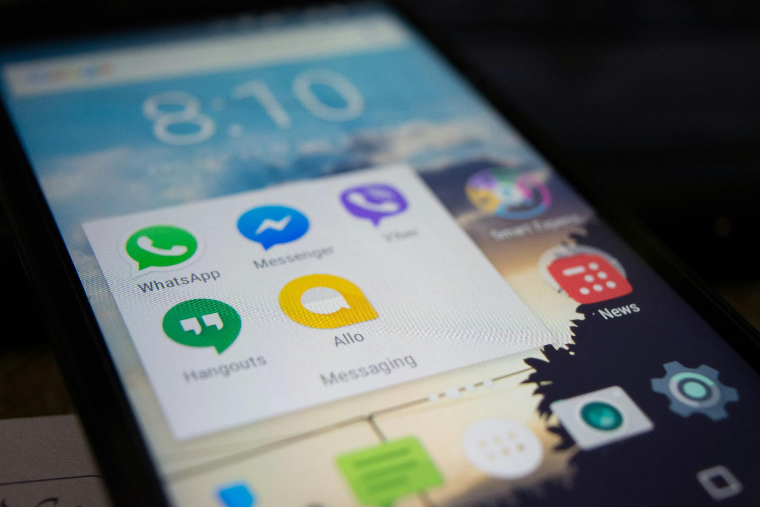 Android vs iOS: Qual Sistema Operacional Escolher para o Seu Smartphone?